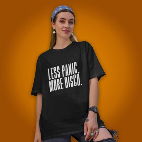 Less Panic, More Disco T-shirt schwarz mit weißer Schrift